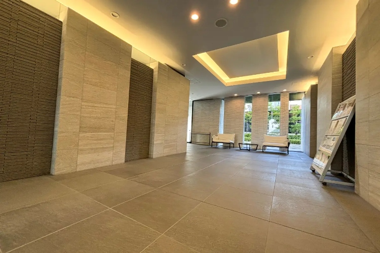 シティタワー丸の内のエントランスホール